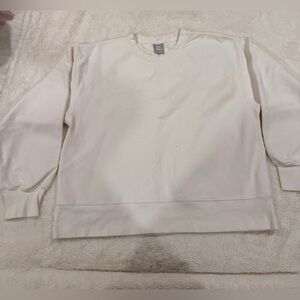 Aritzia TNA Cream Crewneck Women’s Sweater